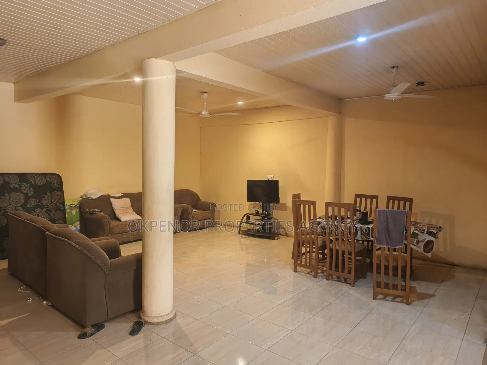 2bdrm Apartment in Dawhenya, Tema Metropolitan for rent