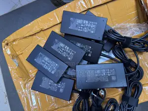 Original 120w Hp Blue Pin Charger ( Home Used)