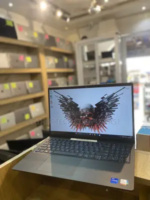Laptop Dell Vostro 3520 16GB Intel Core i7 SSD 512GB