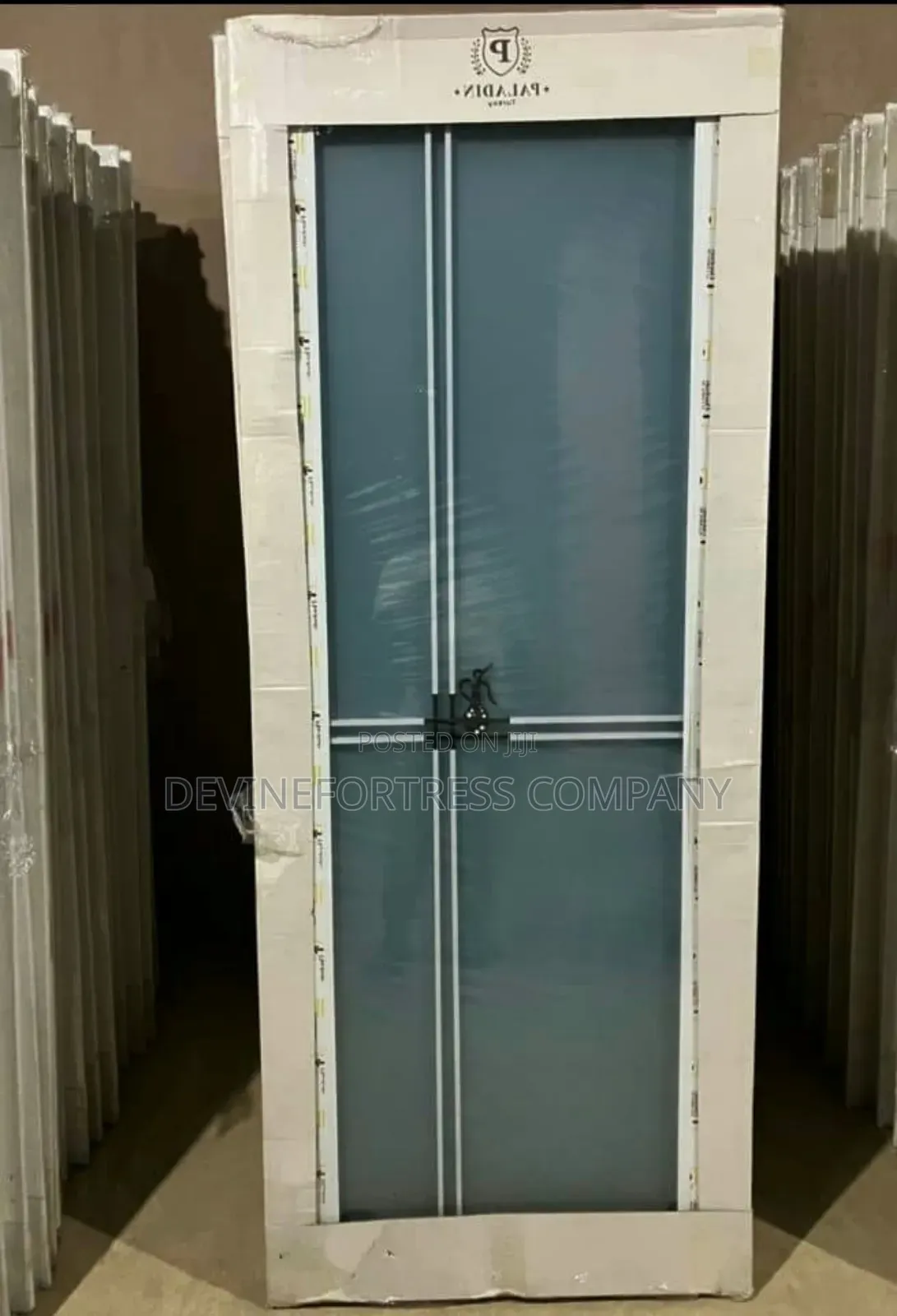 Quality Paladin Bathroom Glass Door Opaque