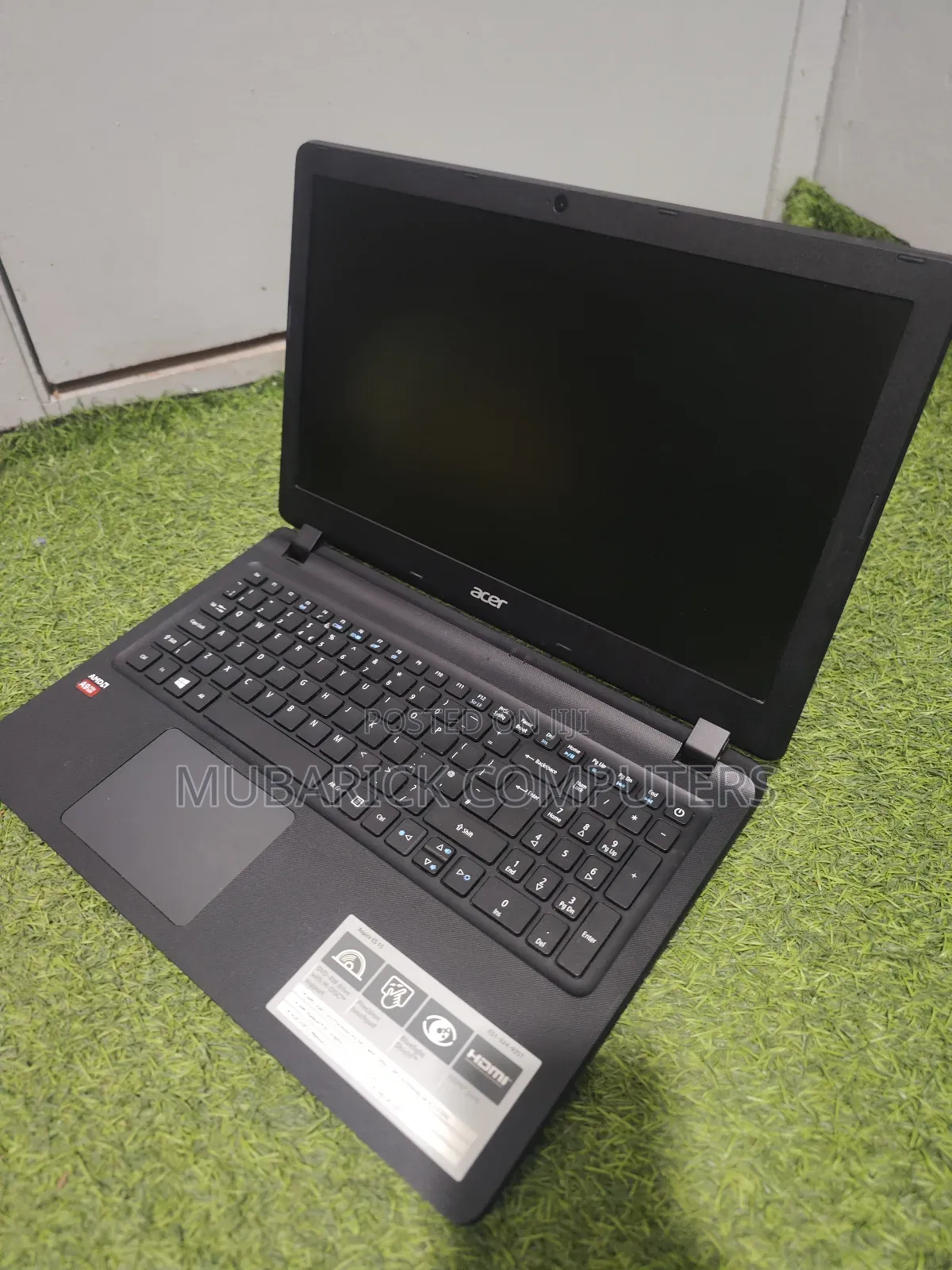 Laptop Acer Aspire ES1-433G 8GB AMD A8 HDD 500GB