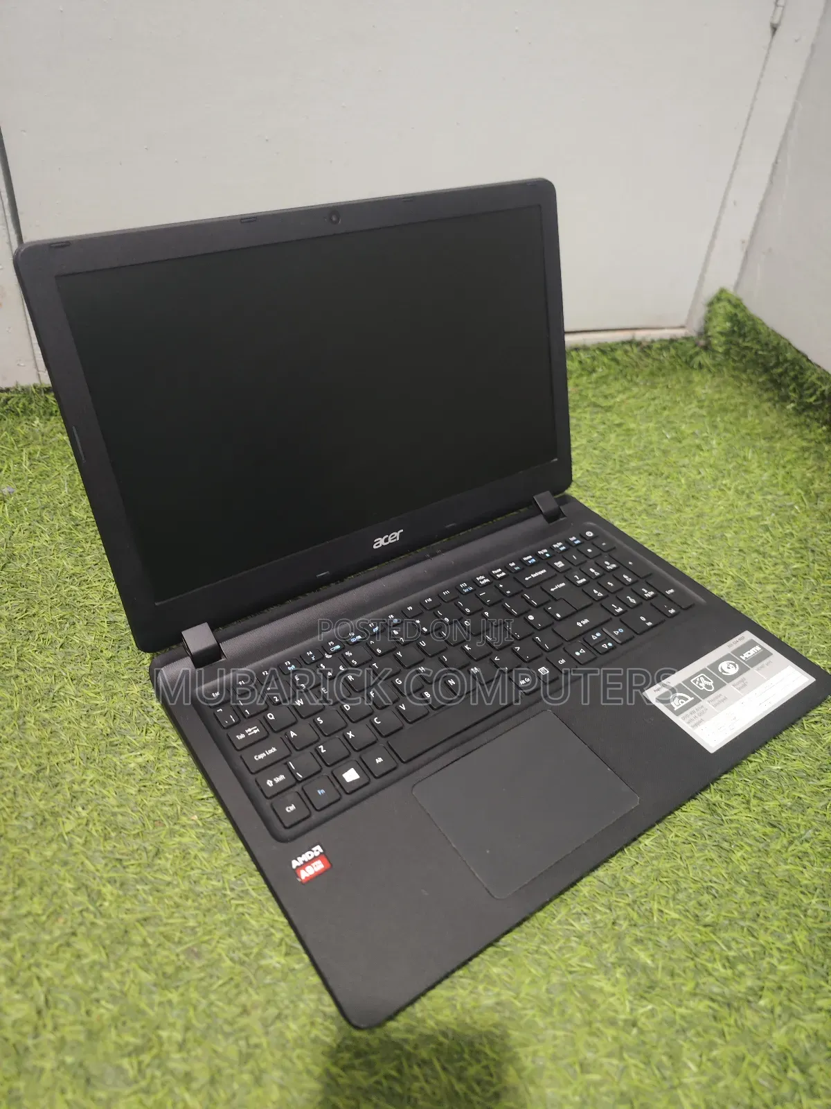 Laptop Acer Aspire ES1-433G 8GB AMD A8 HDD 500GB