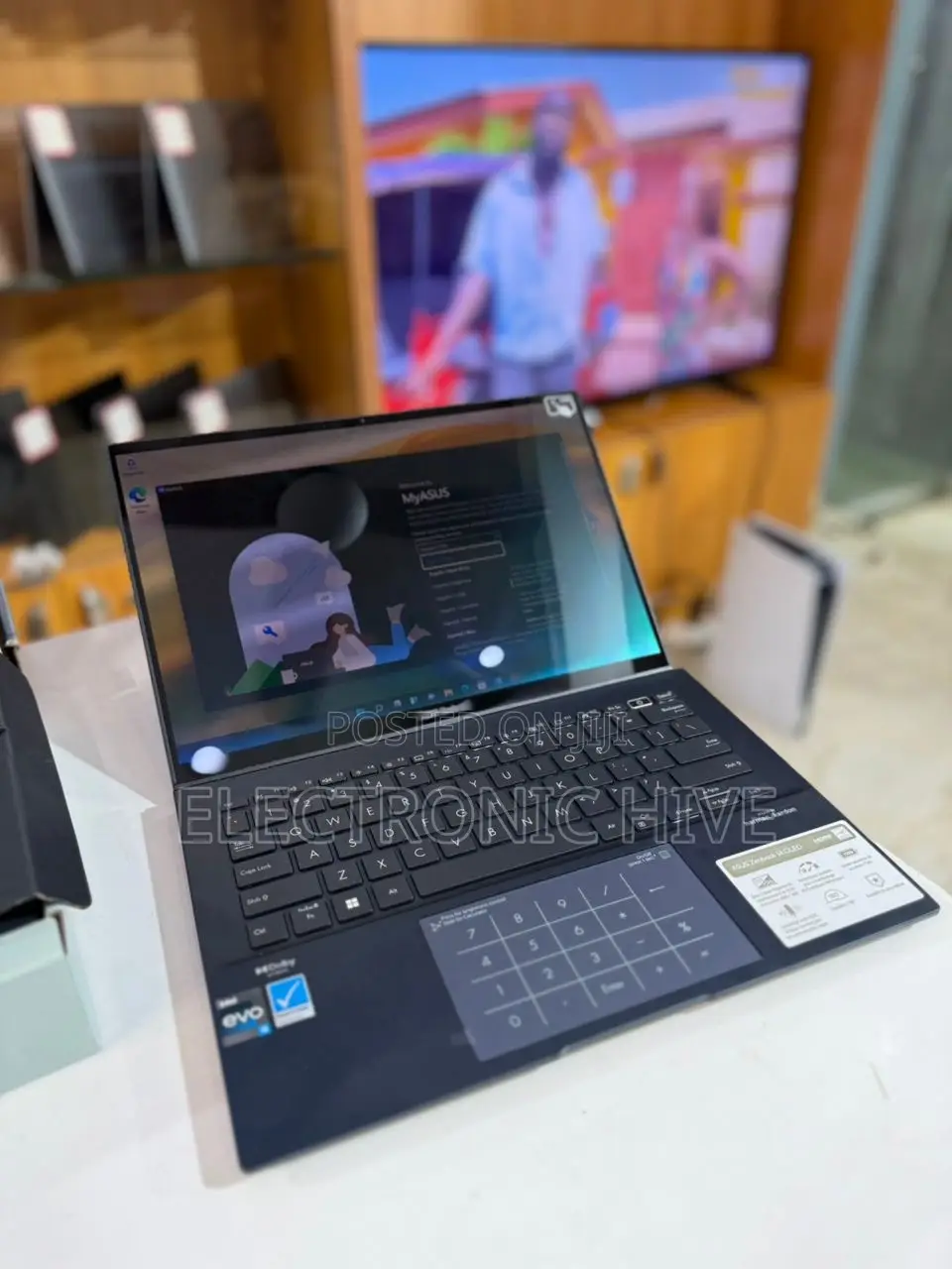 New Laptop Asus Zenbook 14 UX434 16GB Intel Core i7 SSD 512GB