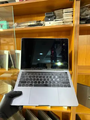 Laptop Apple MacBook Pro 2019 8GB Intel Core I5 SSD 512GB