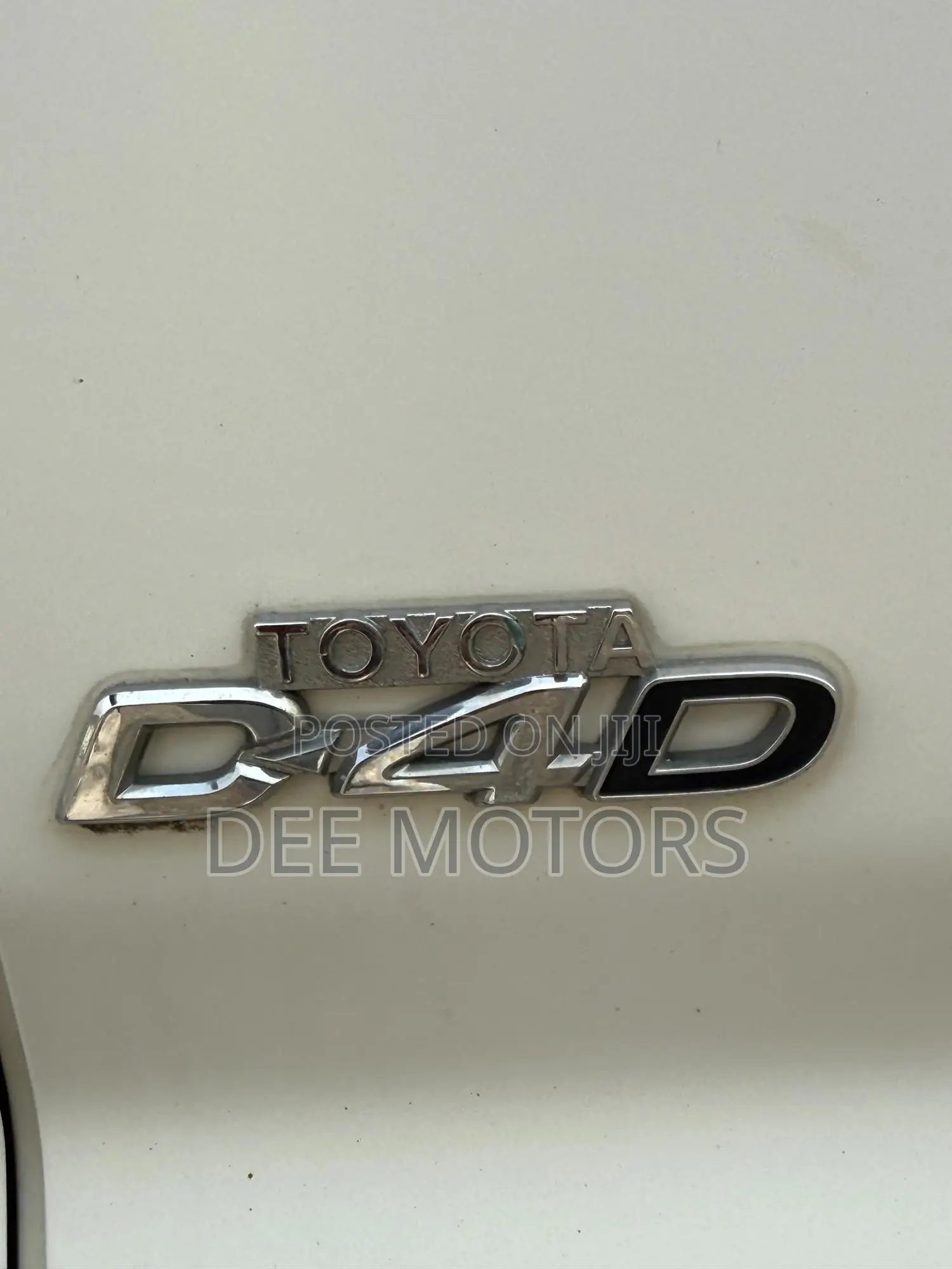 Toyota HiAce 2013 White