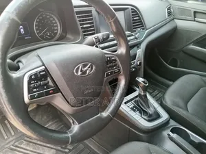 Hyundai Elantra 2017 Beige