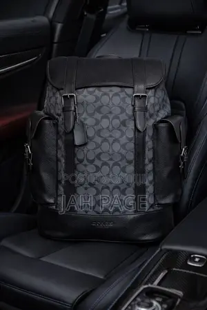 *Coach Backpack in Refined Pebble Leather and Smooth Calf Leather