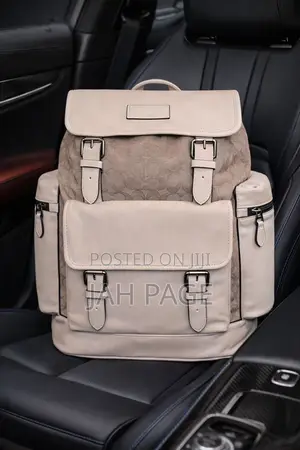 *Coach Backpack in Refined Pebble Leather and Smooth Calf Leather