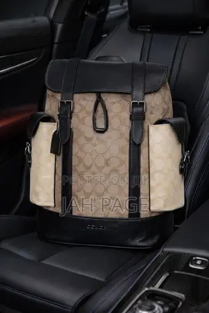 *Coach Backpack in Refined Pebble Leather and Smooth Calf Leather