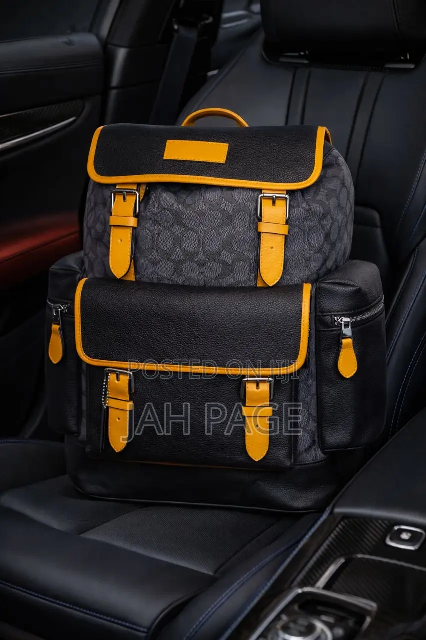 *Coach Backpack in Refined Pebble Leather and Smooth Calf Leather