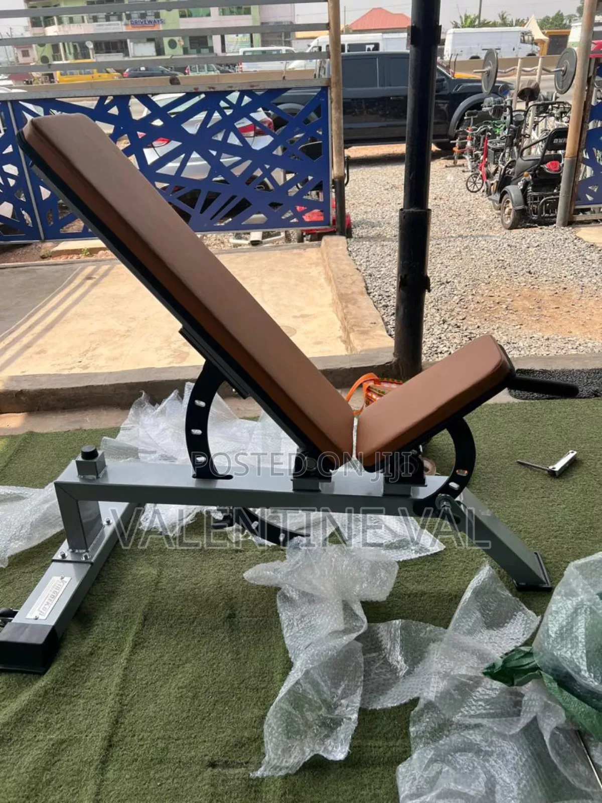 Commercial Adjustable Bench