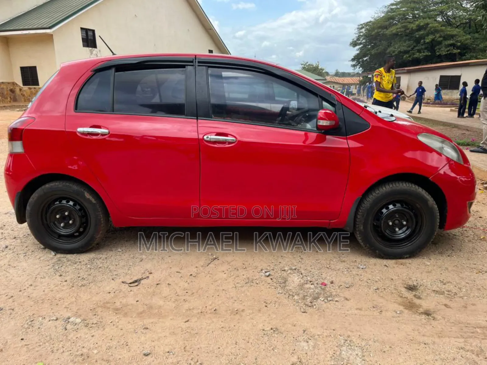Toyota Vitz 1.3 AWD 3dr 2010 Red