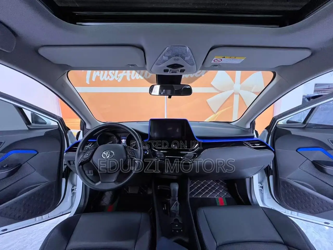 Toyota C-HR Limited 2022 White