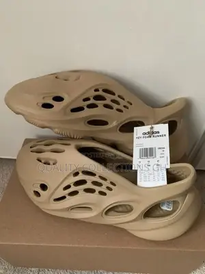 Yeezy Foam Runner Stone