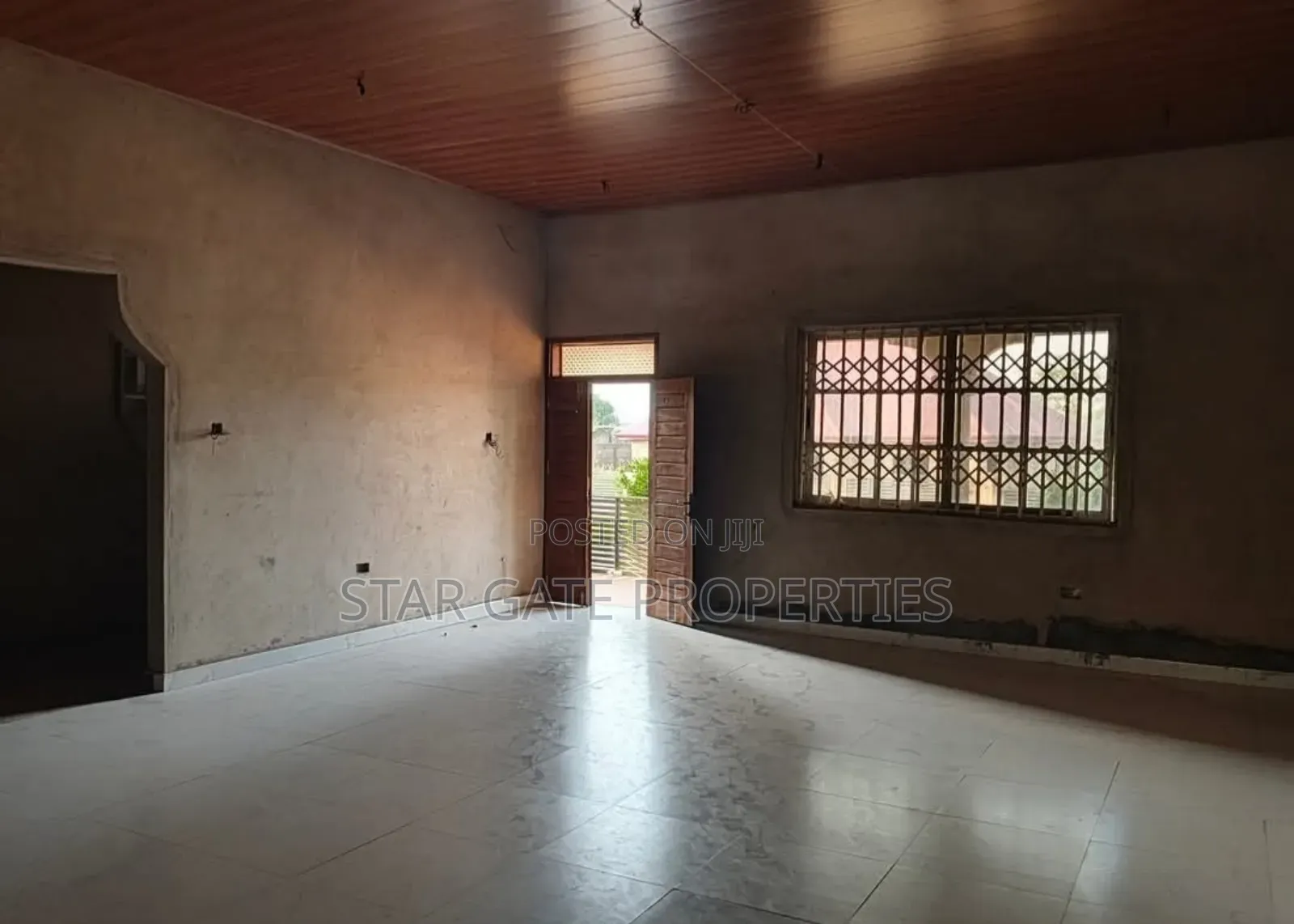 4bdrm House in Abuakwa, Kumasi Metropolitan for sale