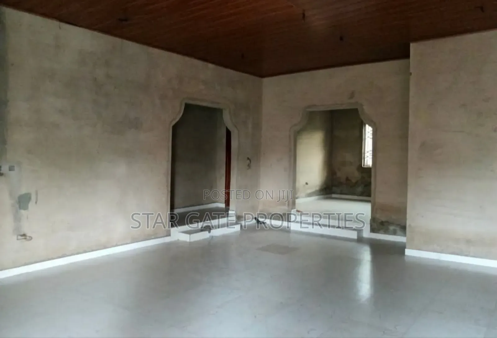 4bdrm House in Abuakwa, Kumasi Metropolitan for sale