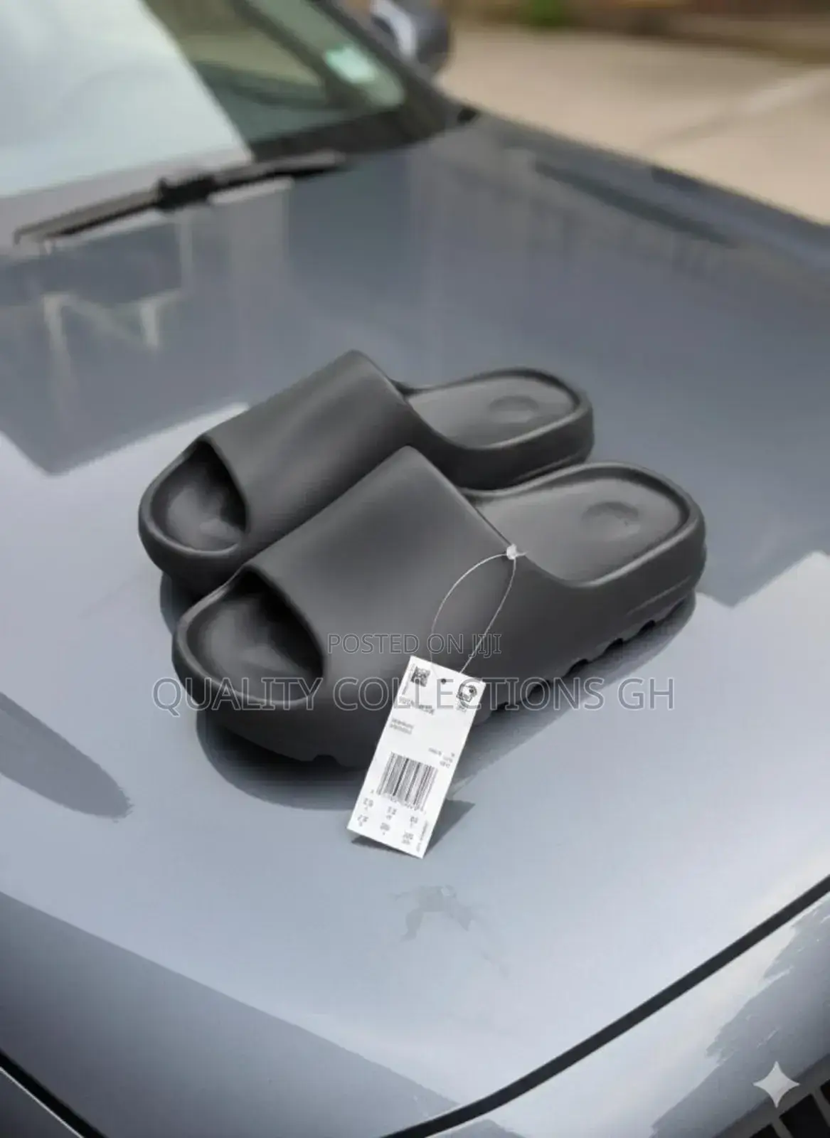 Yeezy Slides Black