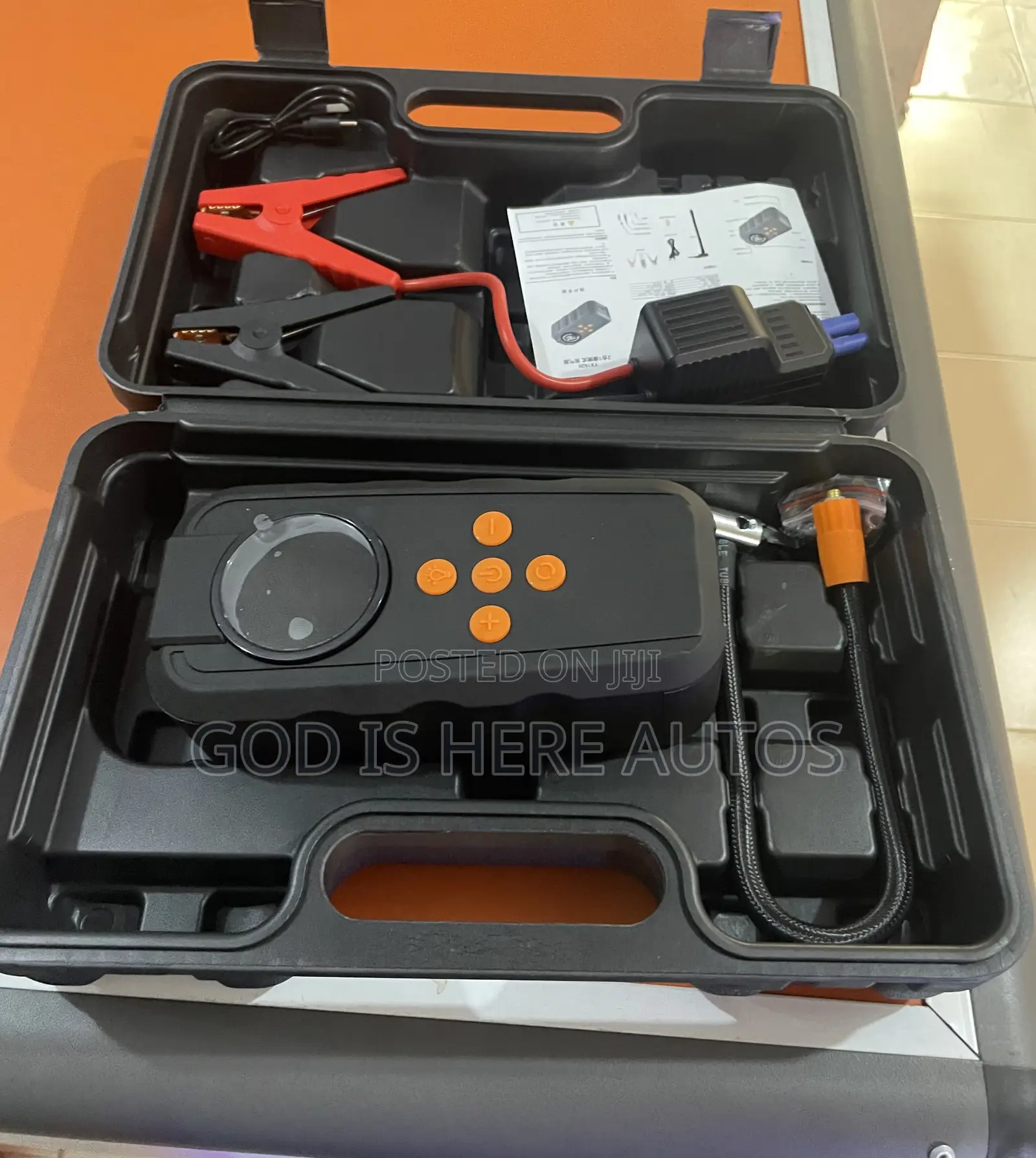 Jump Starter 2 in 1 With Type Pump