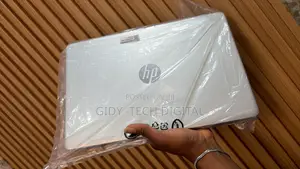 New Laptop HP 15 8GB Intel Core I3 SSD 256GB