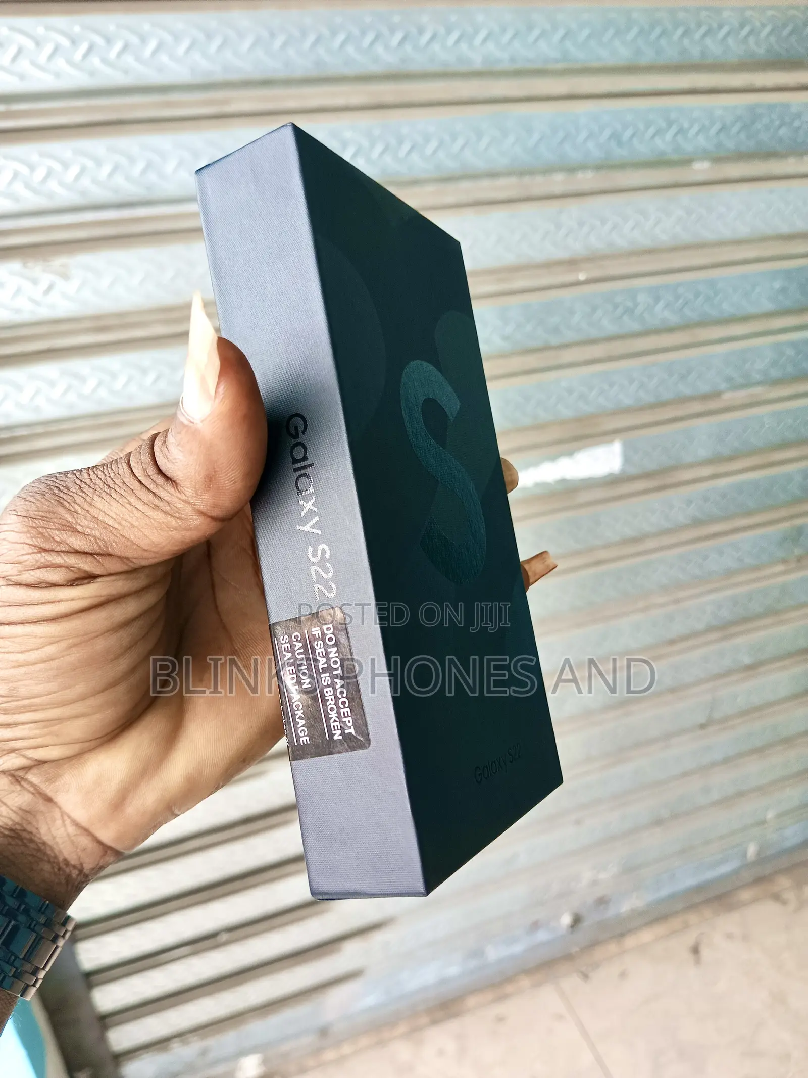 New Samsung Galaxy S22 5G 128 GB Black