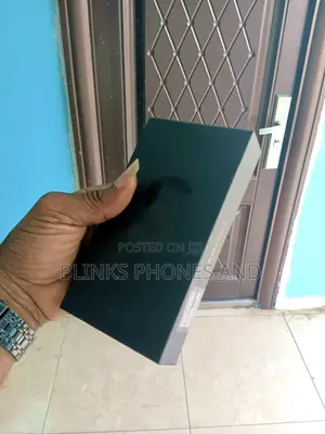 New Samsung Galaxy S22 5G 128 GB Black