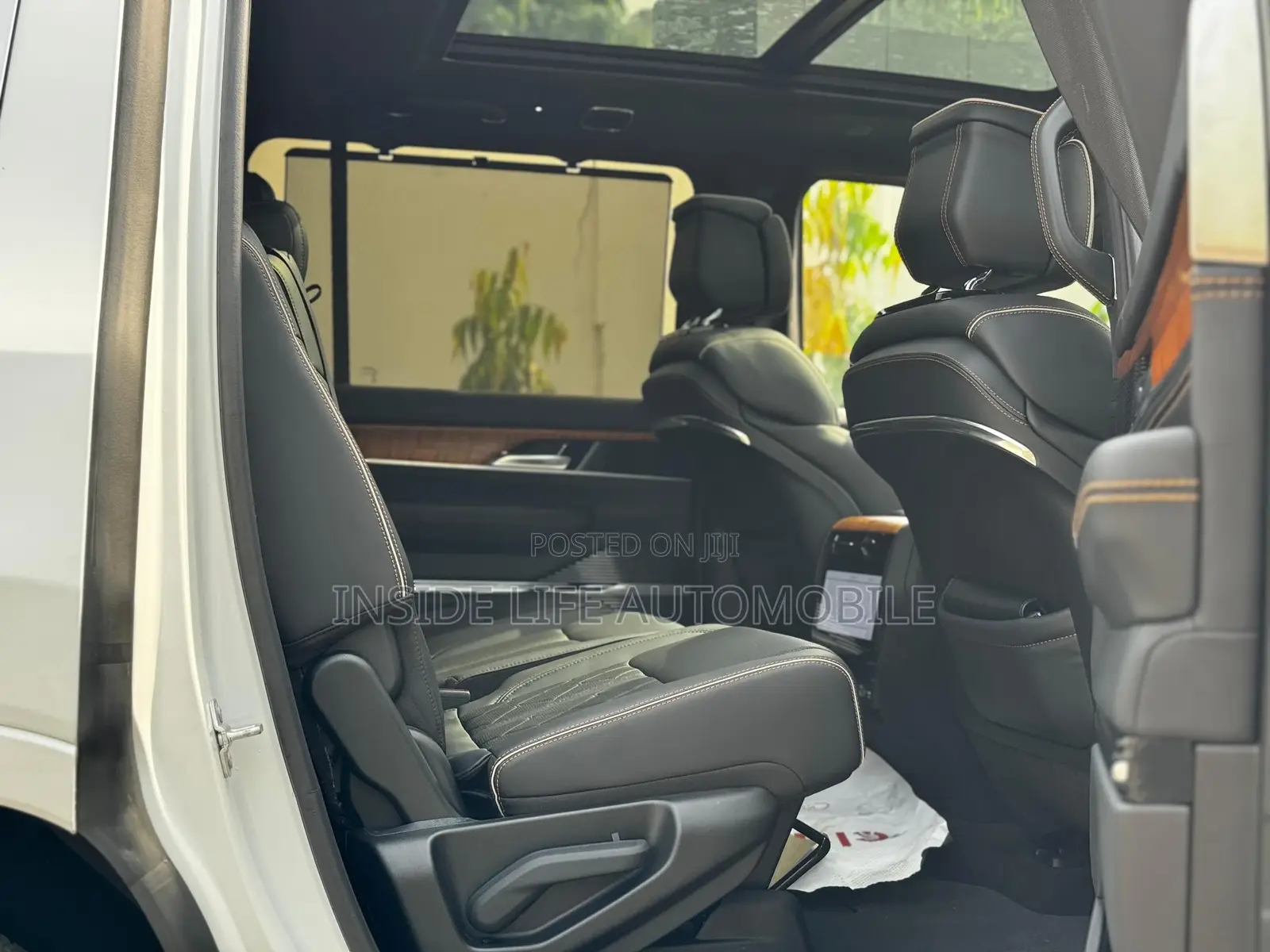 Jeep Grand Wagoneer 2023 White