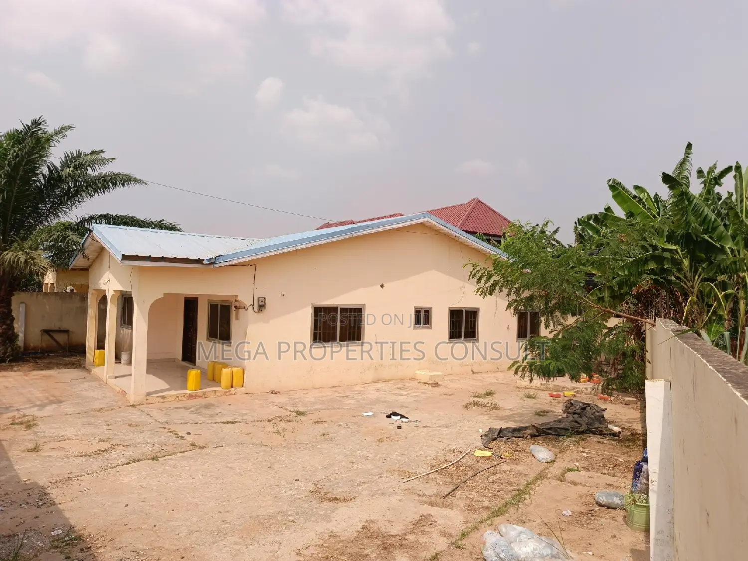 3bdrm House in Achimota for rent