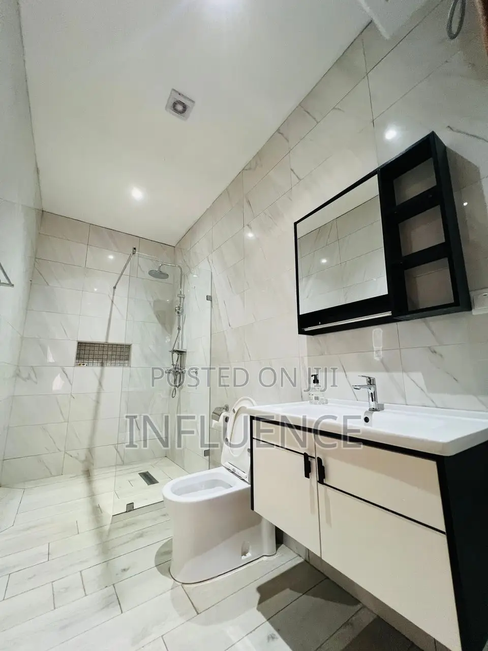 Furnished 2bdrm House in East Legon for rent