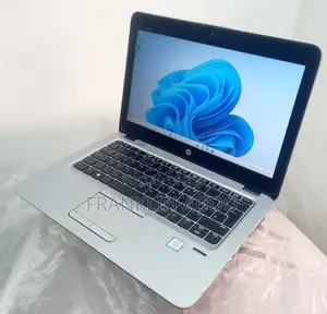 Laptop HP EliteBook 820 G3 8GB Intel Core I5 HDD 500GB