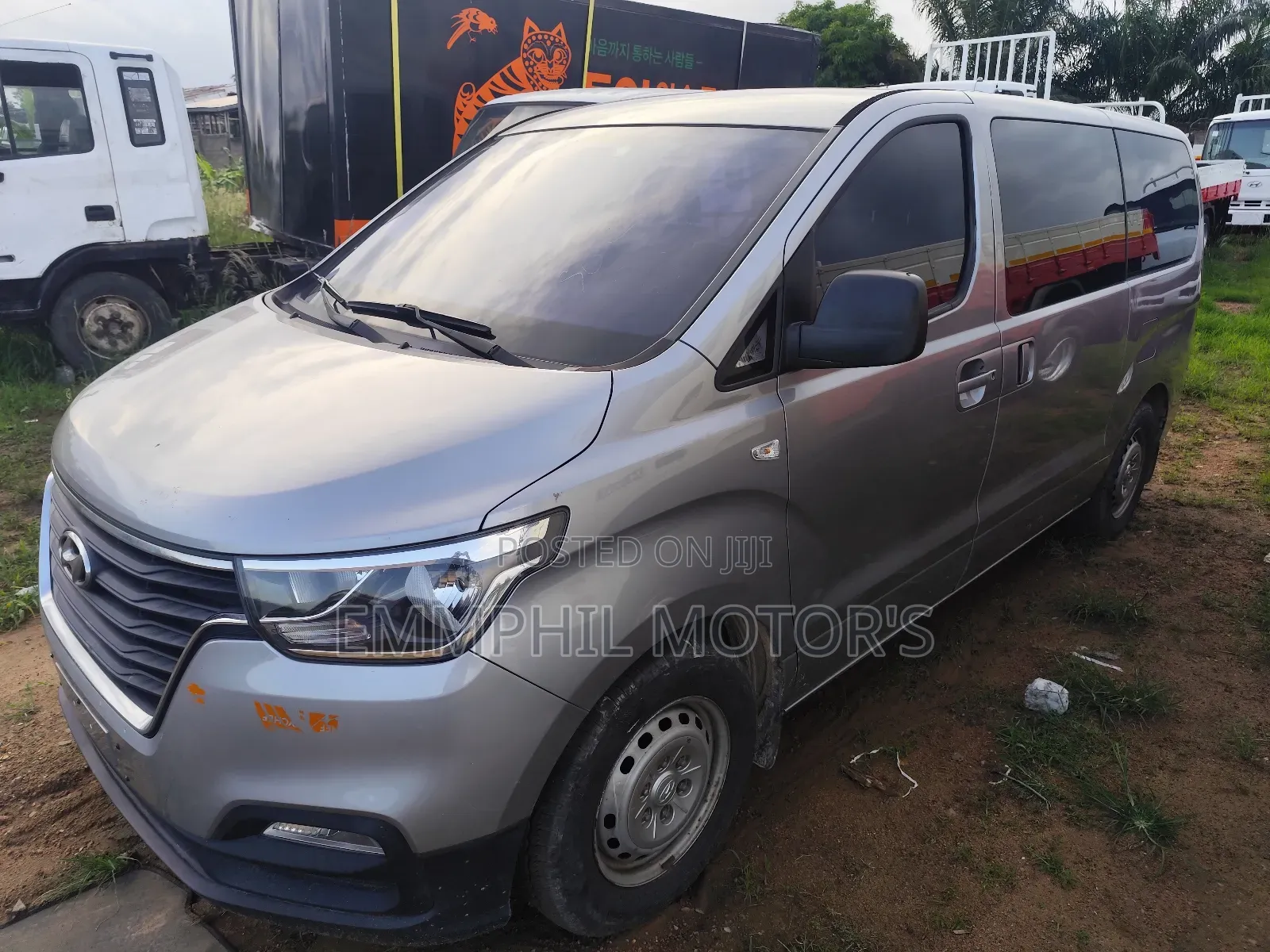 Hyundai Starex 2019 Grey