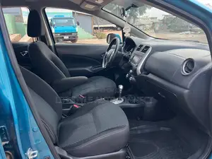 Nissan Versa 2017 Blue