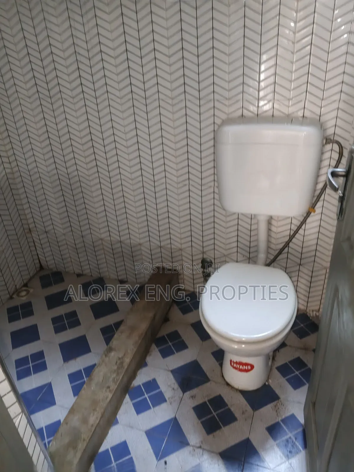1bdrm Apartment in Chamber Self, Adenta for rent