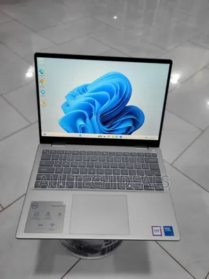 Laptop Dell Inspiron 14 16GB Intel Core 7 SSD 512GB