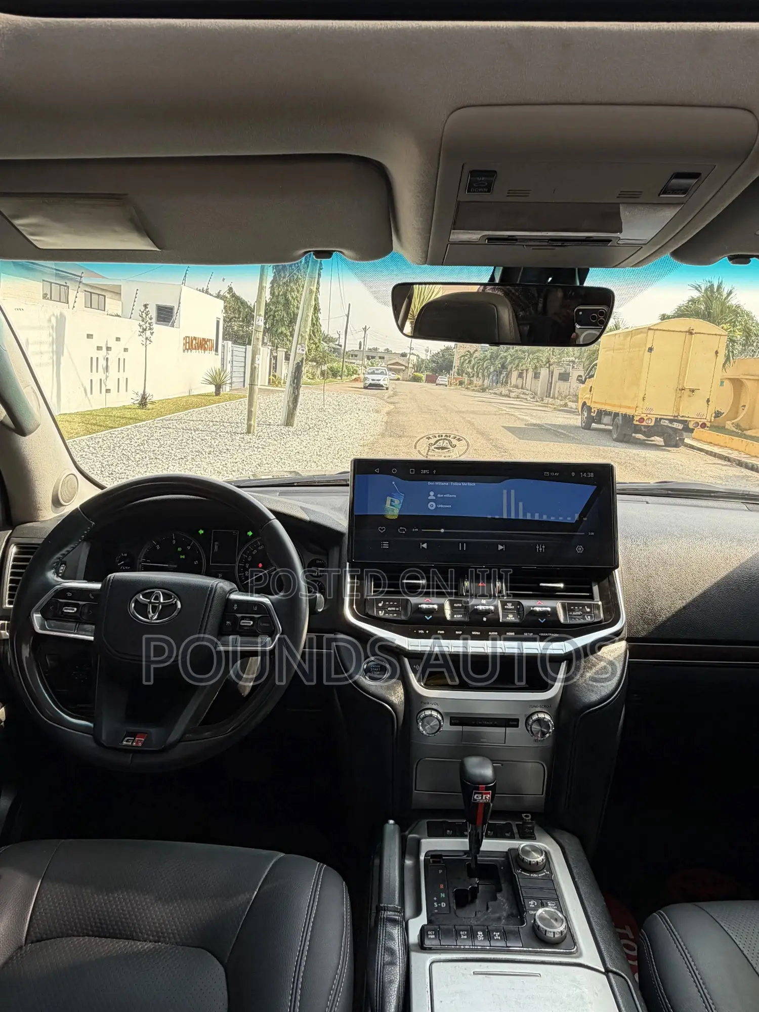 Toyota Land Cruiser 5.7 V8 GXR 2017 Black