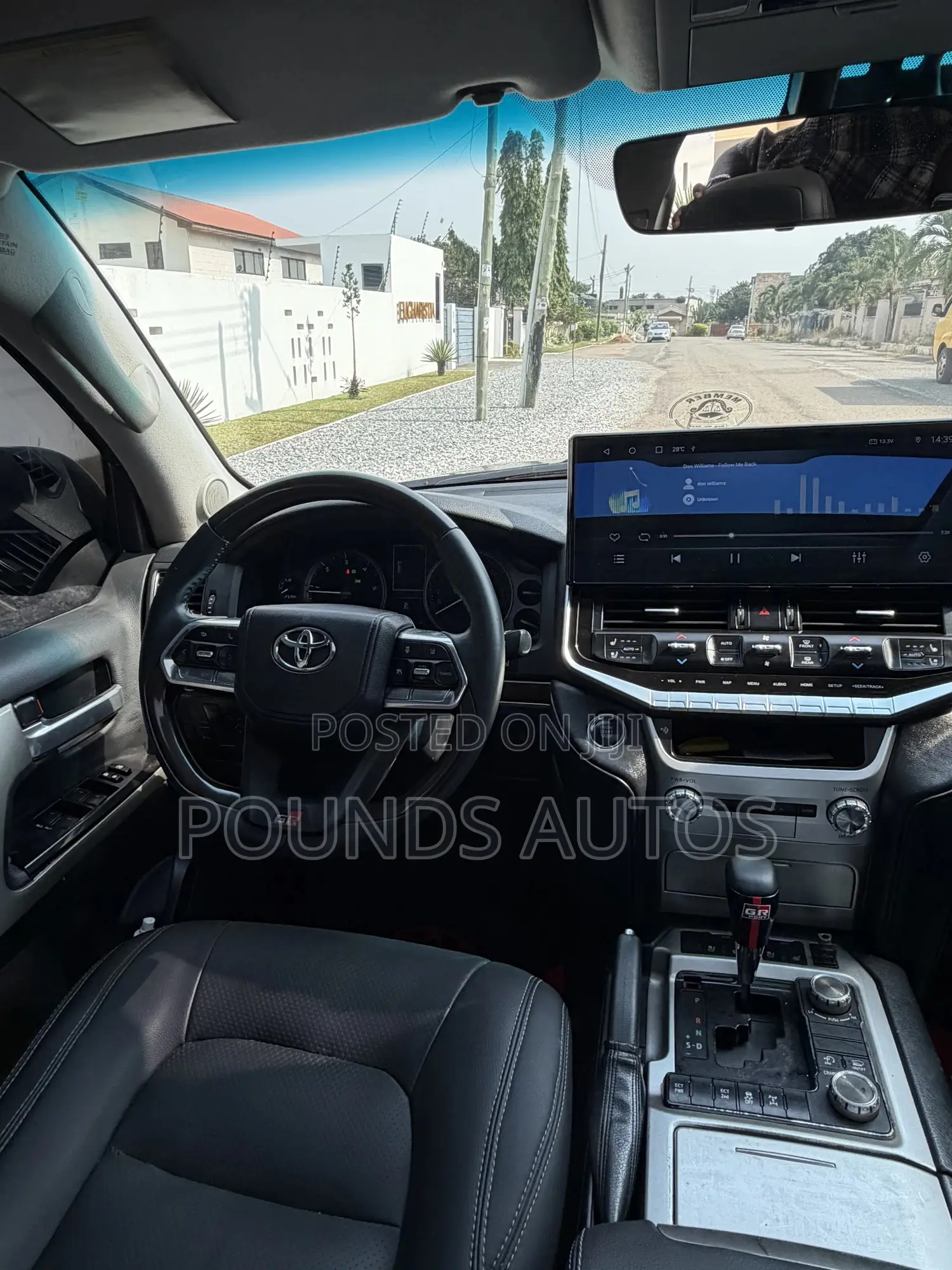 Toyota Land Cruiser 5.7 V8 GXR 2017 Black