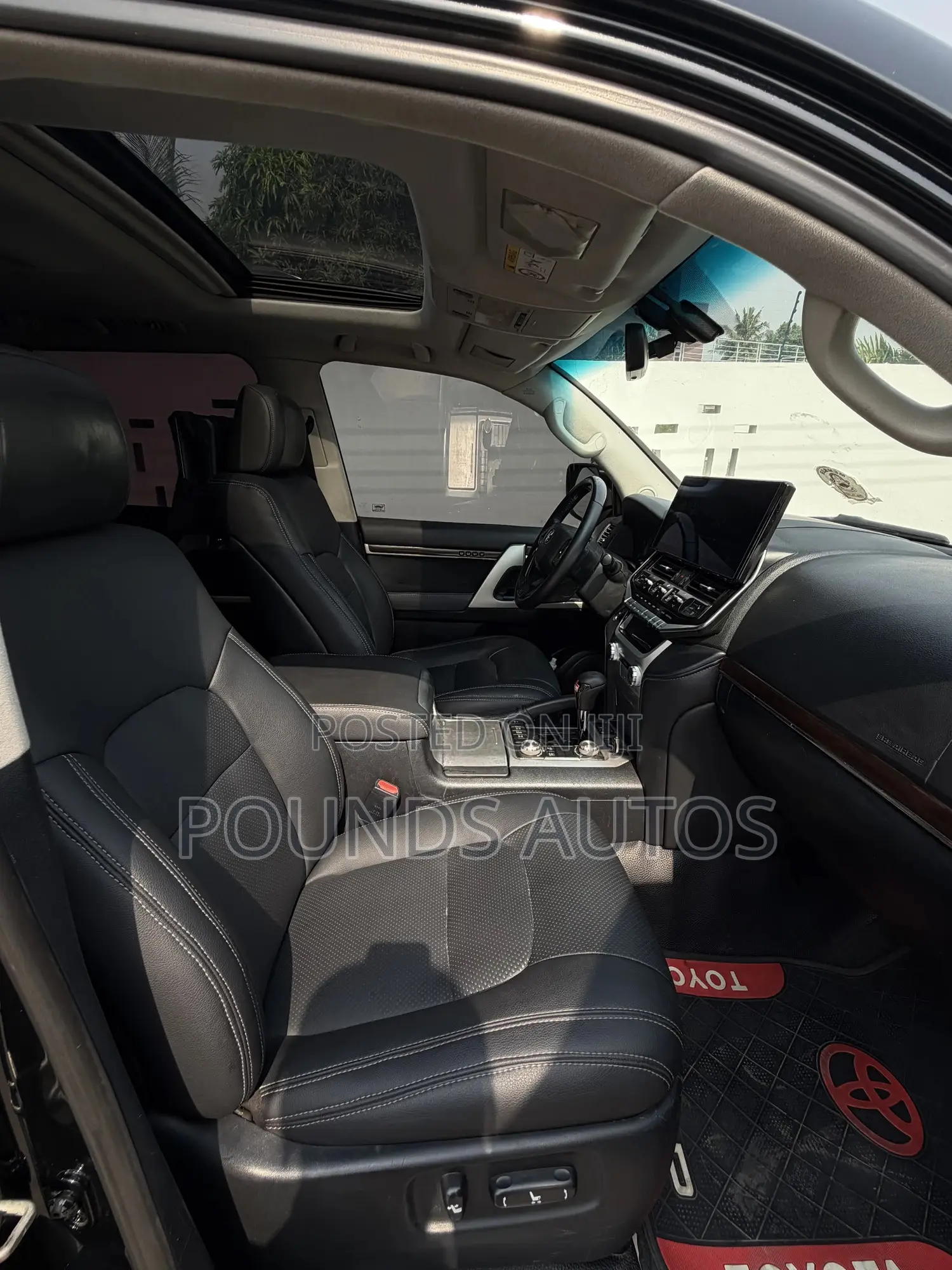 Toyota Land Cruiser 5.7 V8 GXR 2017 Black