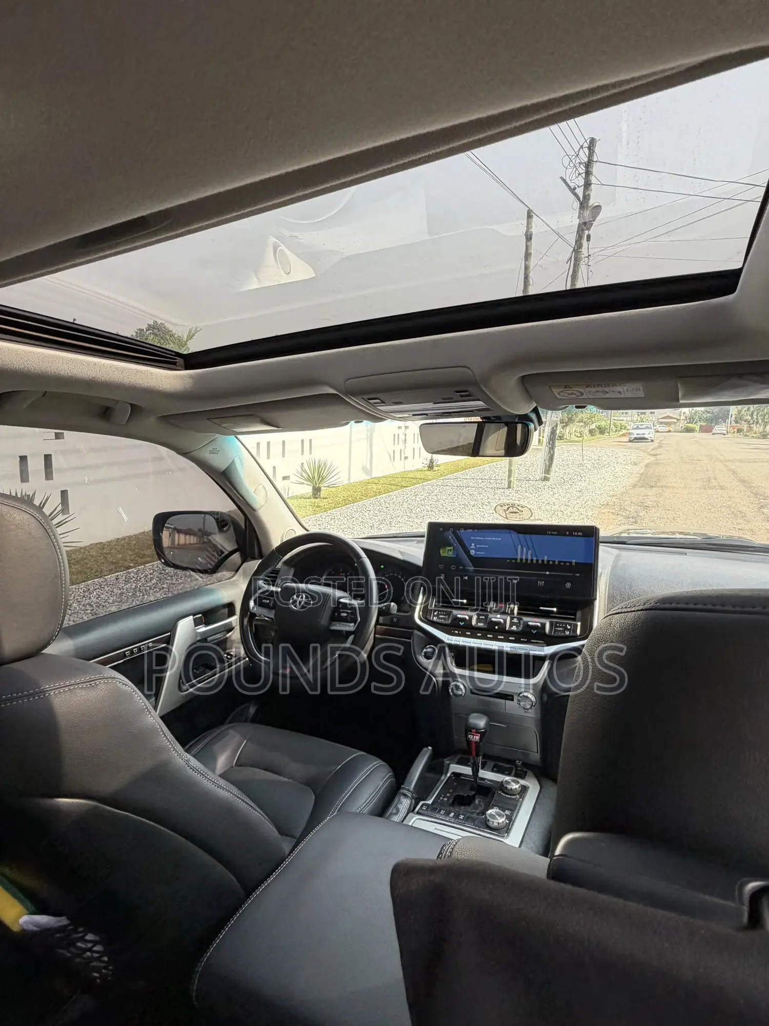 Toyota Land Cruiser 5.7 V8 GXR 2017 Black