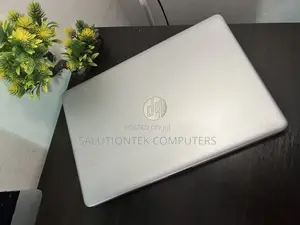 New Laptop HP 15-da2933nia 16GB Intel Core i5 SSD 256GB