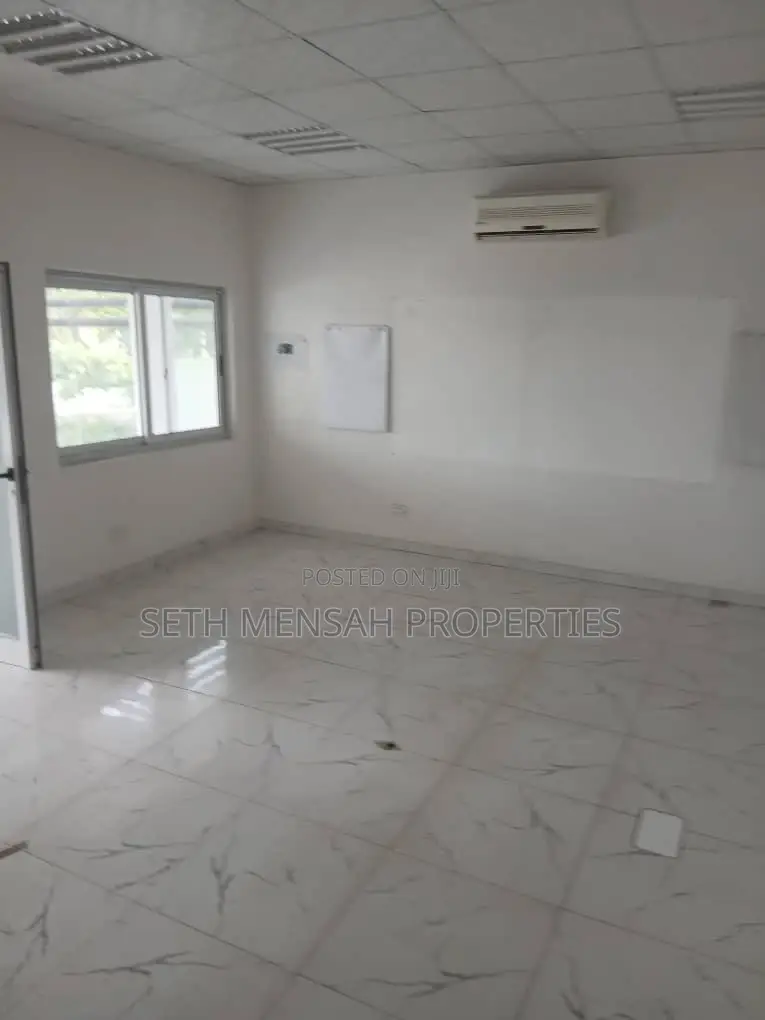 8. Bedroom Office Space for Rent at Dzorwulu