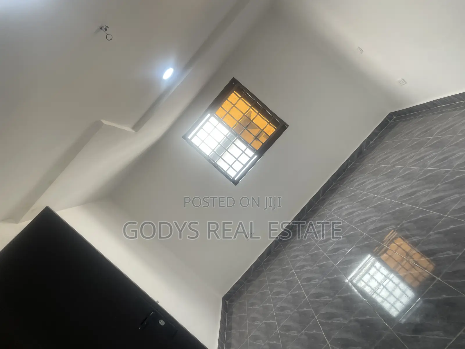 2bdrm Apartment in Tuba, Ga South Municipal for rent