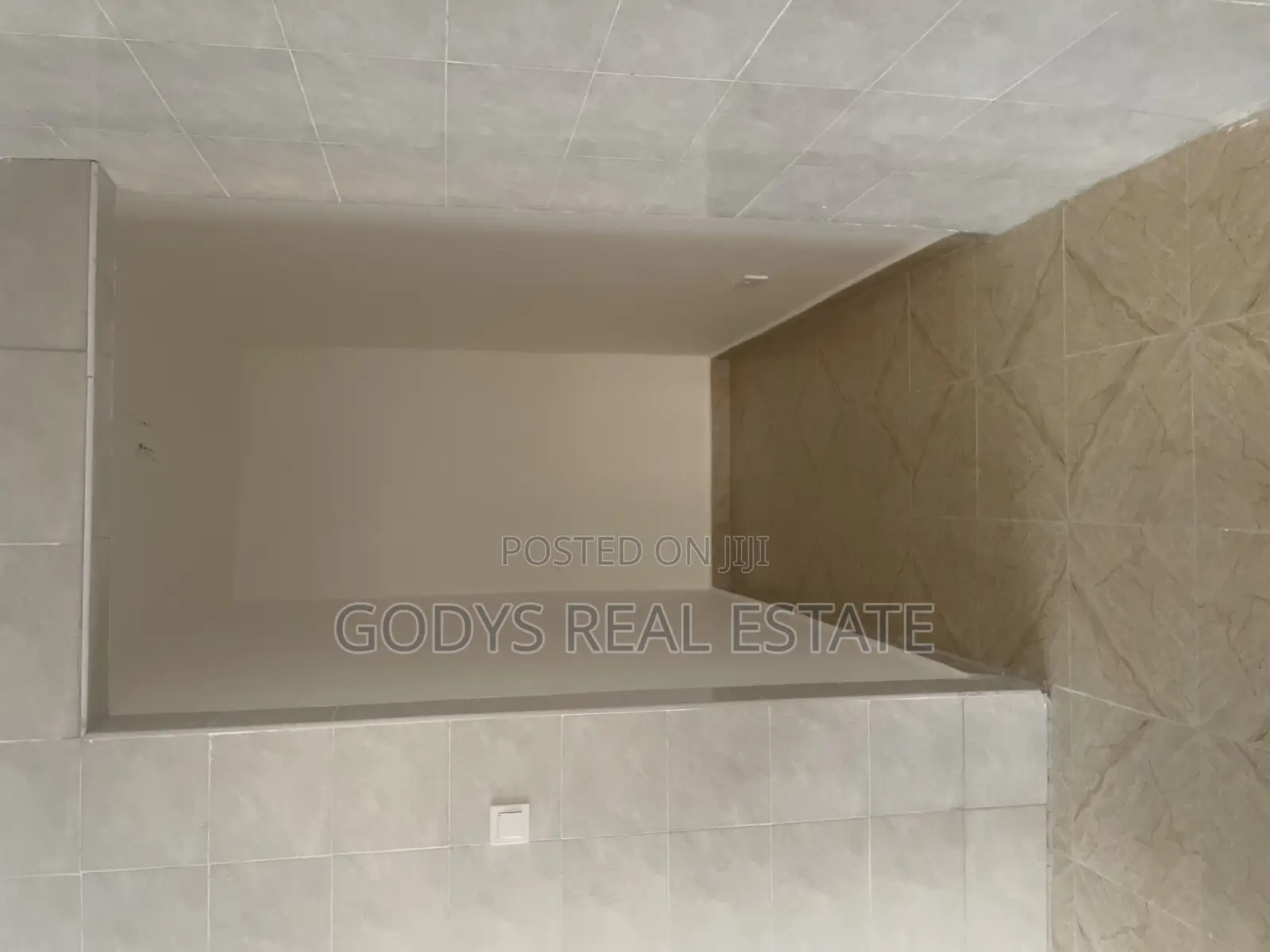 2bdrm Apartment in Tuba, Ga South Municipal for rent