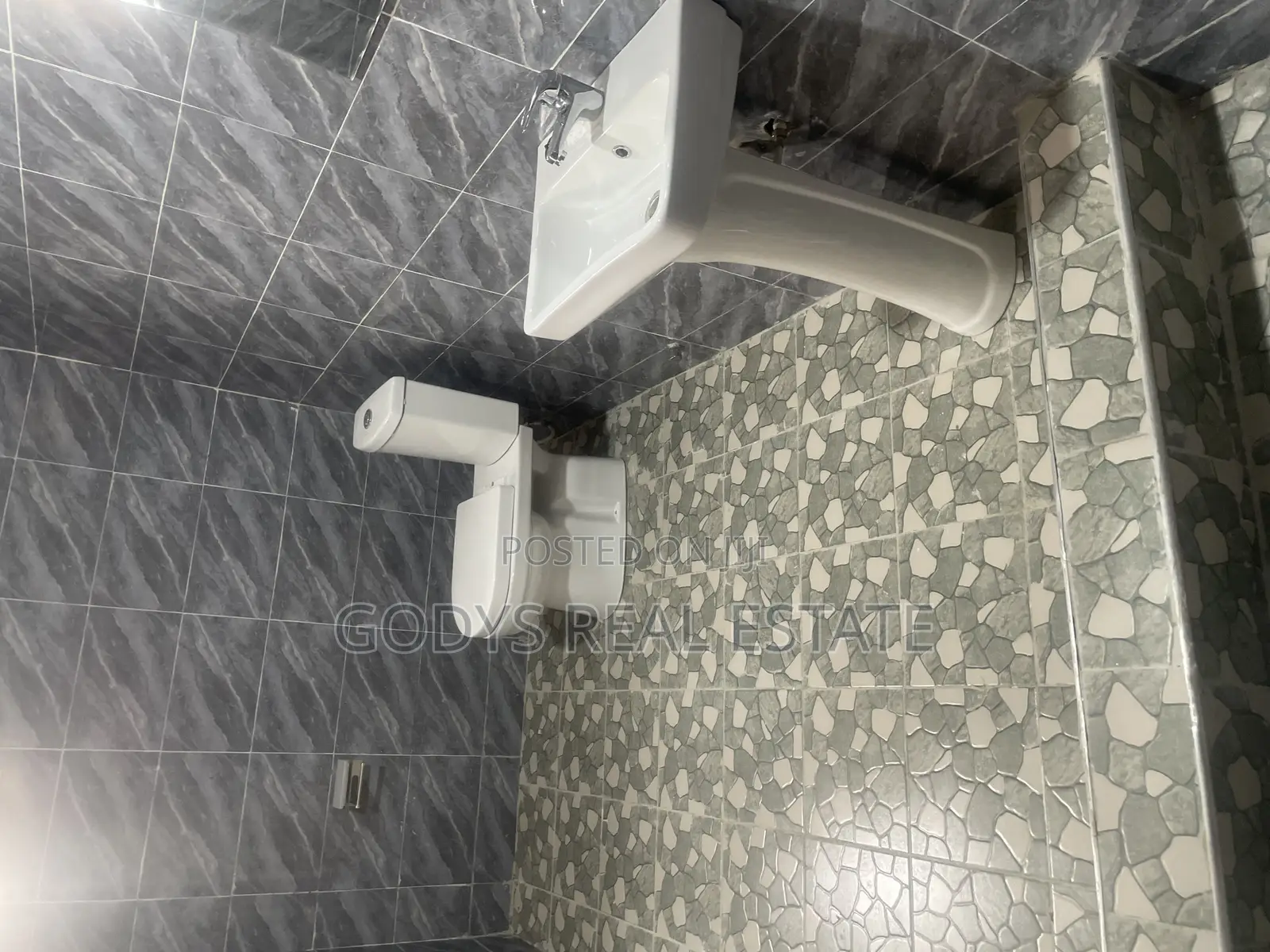 2bdrm Apartment in Tuba, Ga South Municipal for rent