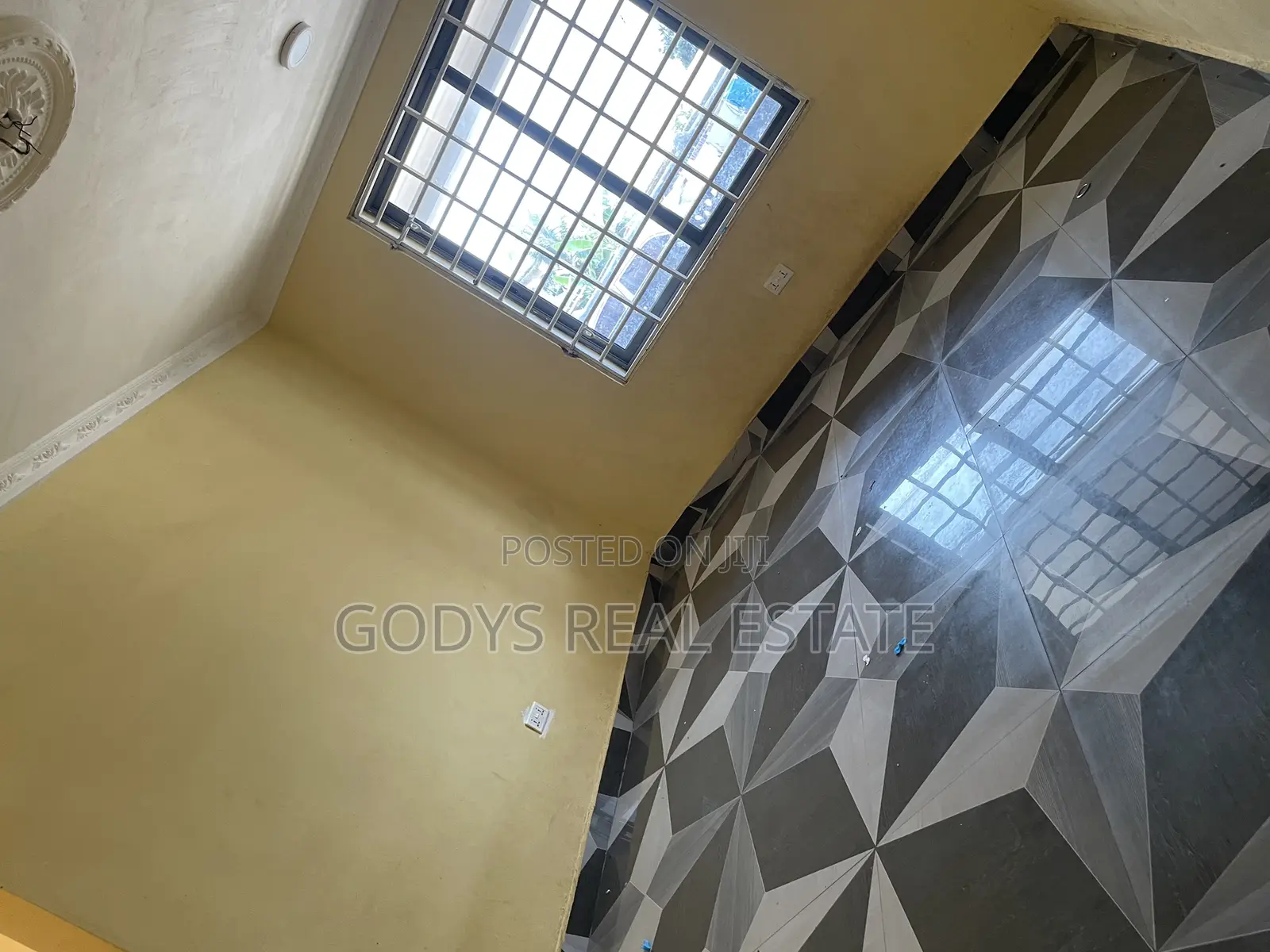 2bdrm Apartment in Opeikuma, Kasoa for rent
