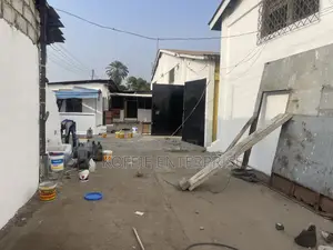 1500 Warehouse at Circle for Rent