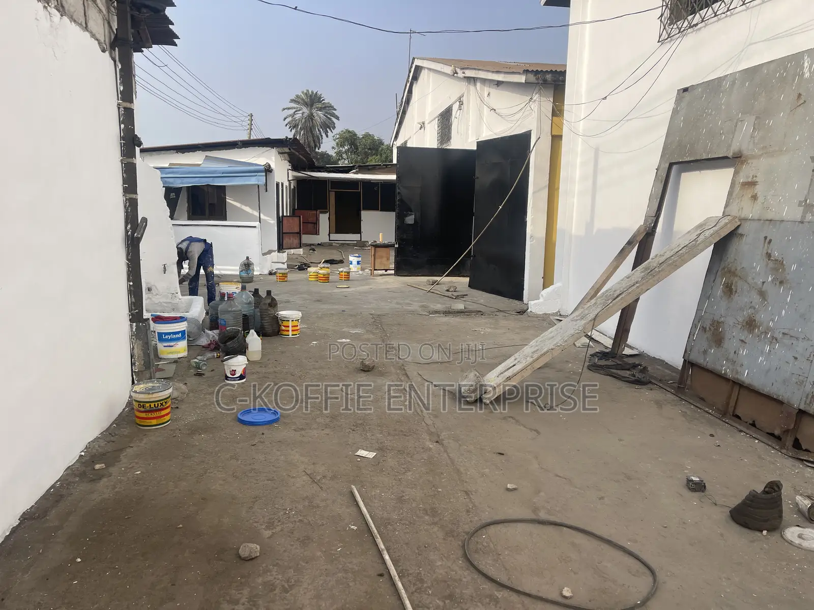 1500 Warehouse at Circle for Rent