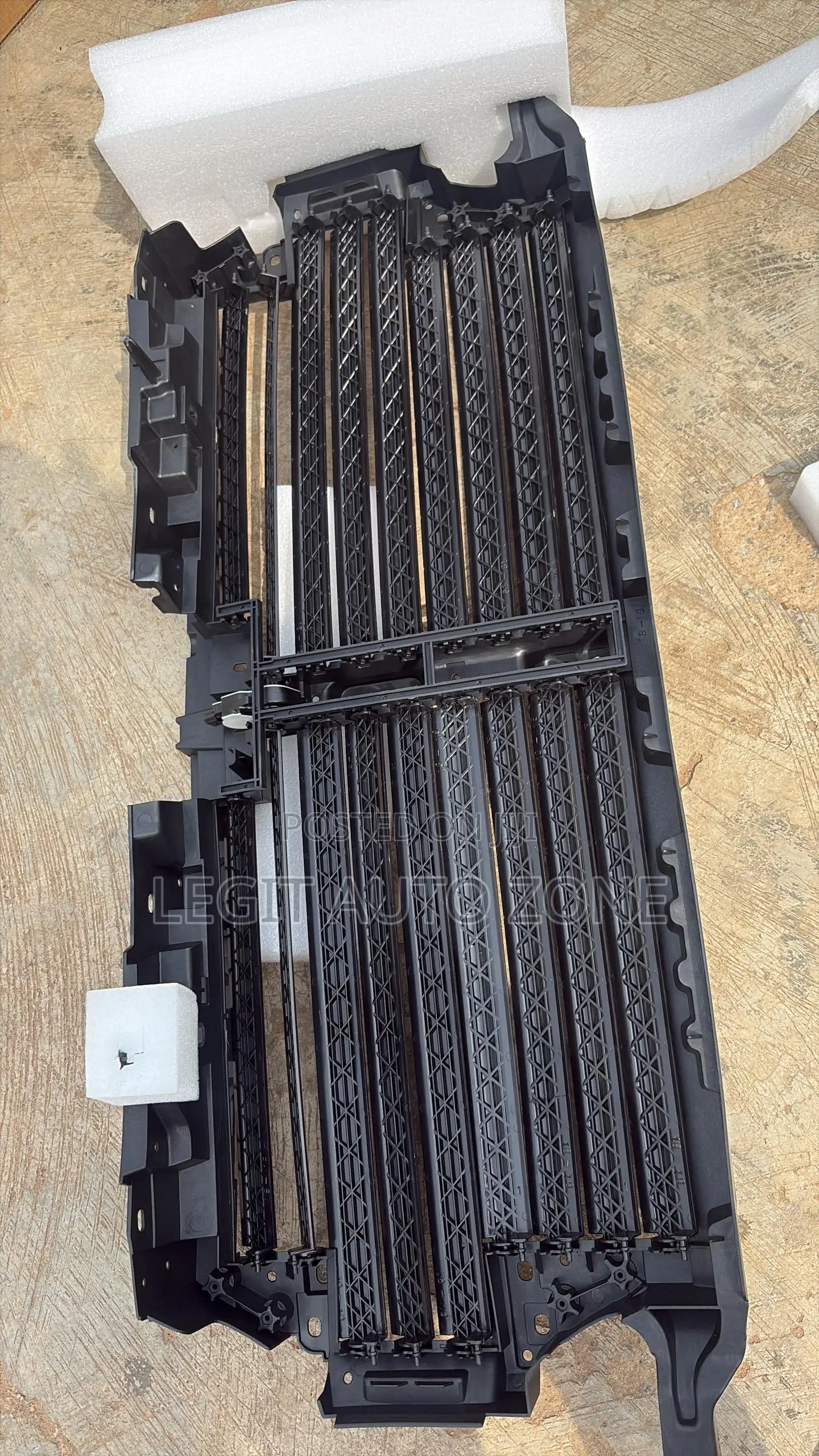 Ford F150 2017,2018,2019,2020,2021, Shutter Grill