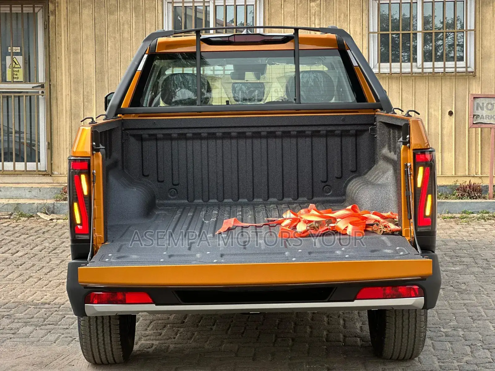 New Nissan Z9 2.3T Diesel 4WD 2025 Orange