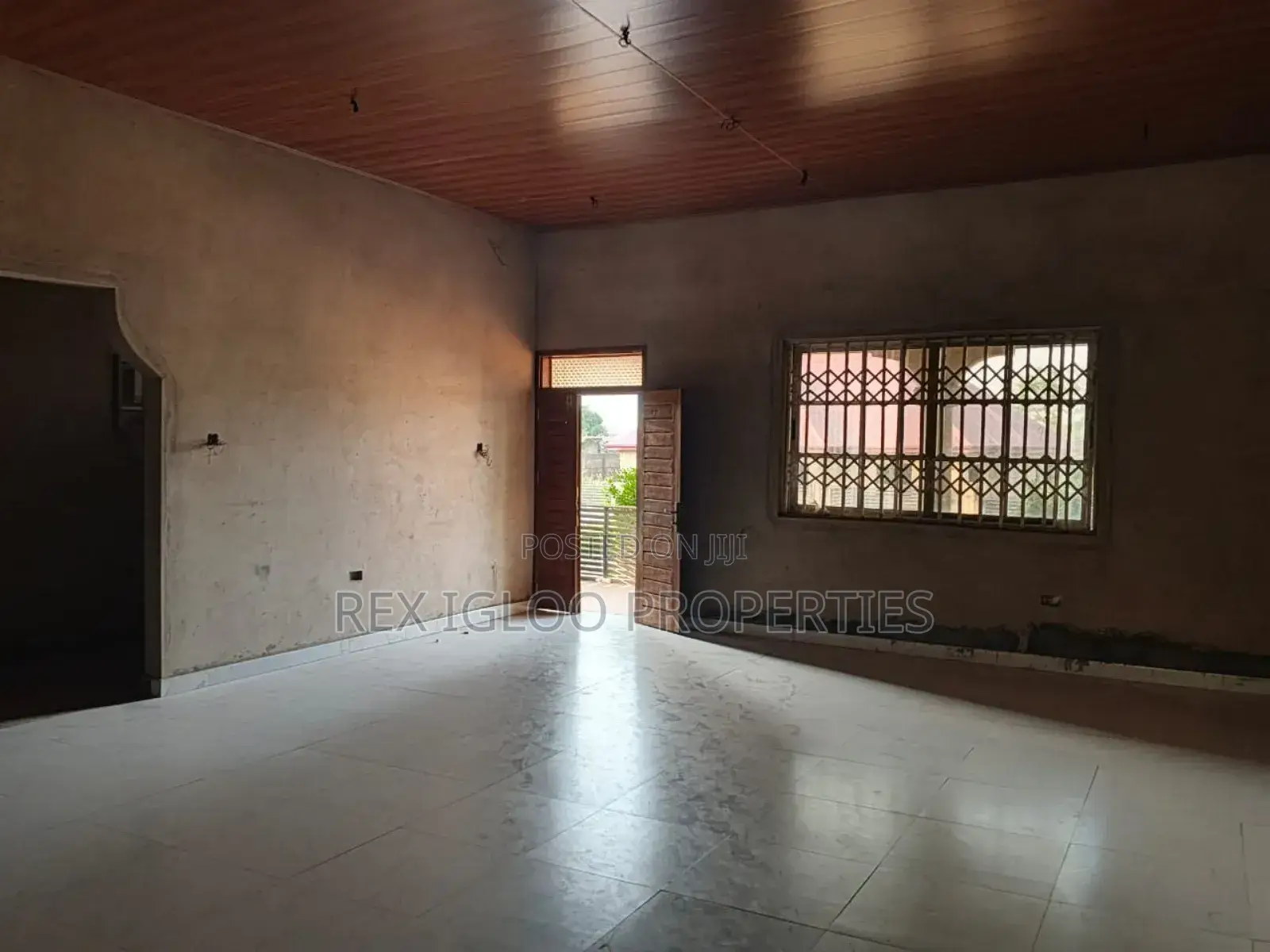 4bdrm House in Kumasi, Abuakwa for sale