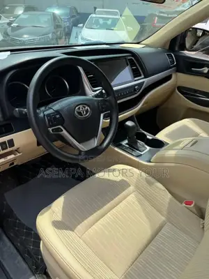 Toyota Highlander XLE 2021 Black