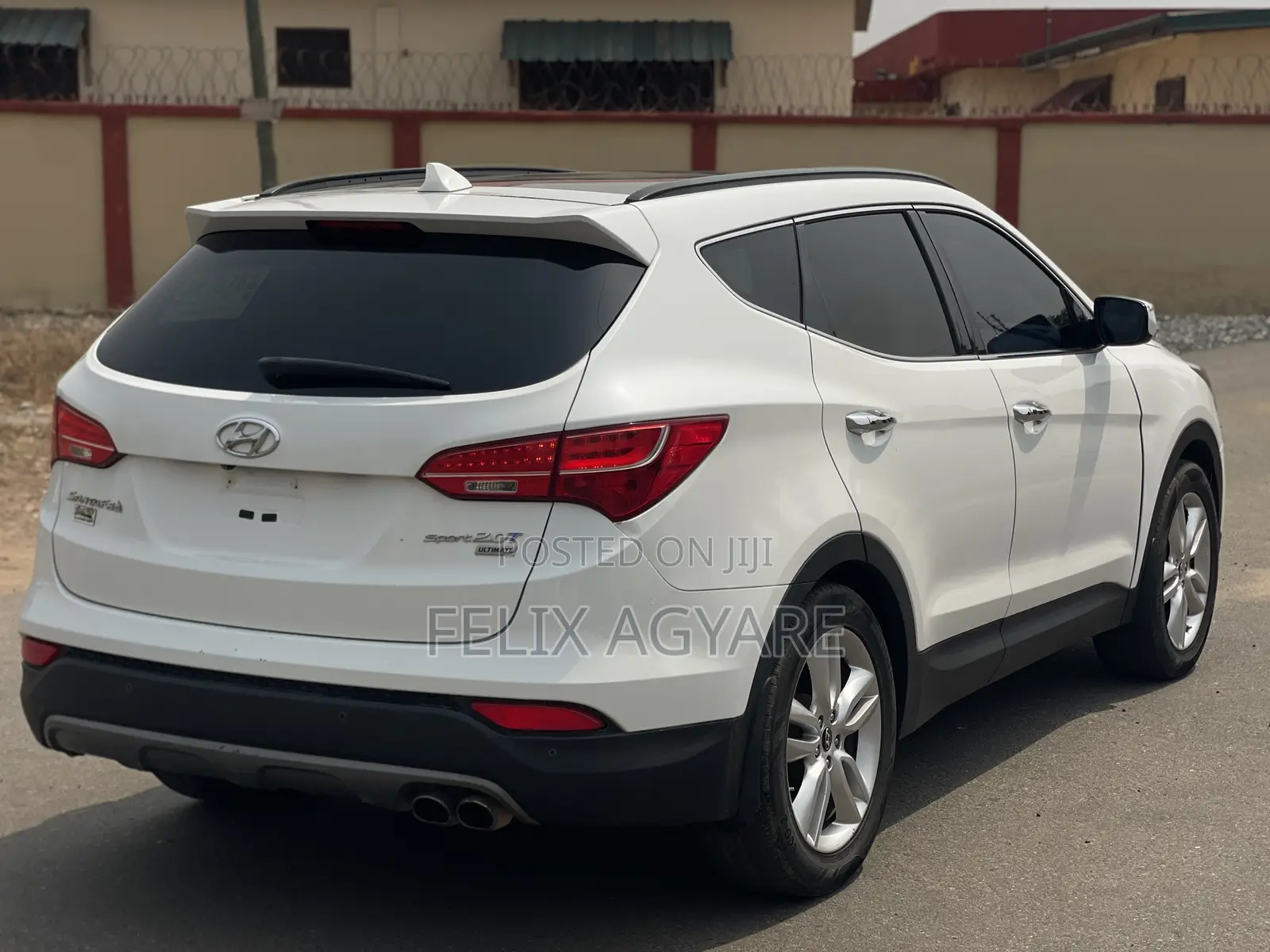 Hyundai Santa Fe 2015 White